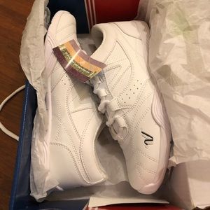 Varsity Cheerleading shoes (Brand new)